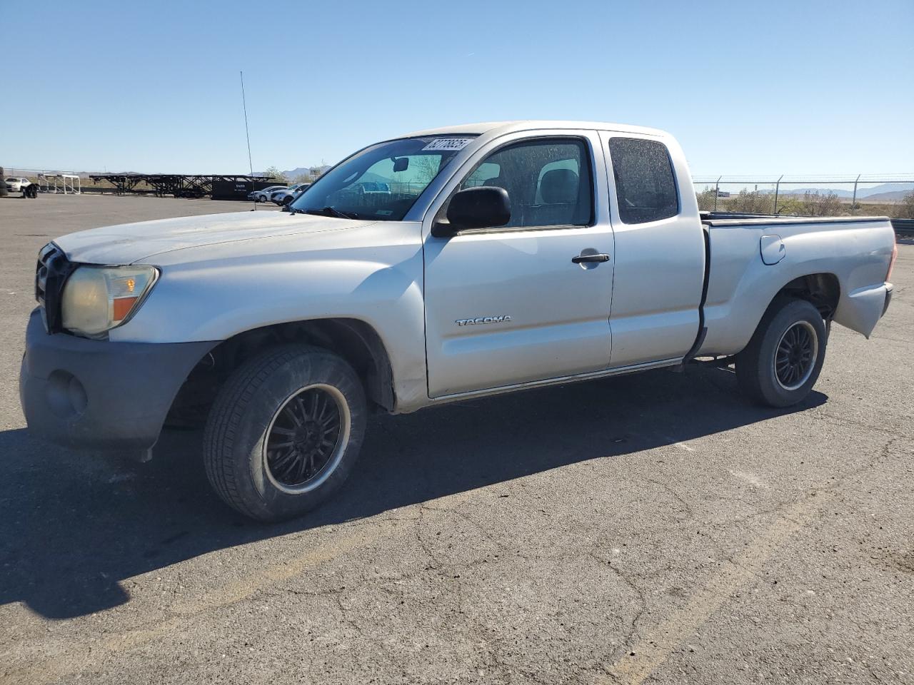 Toyota Tacoma Access Cab Image 1