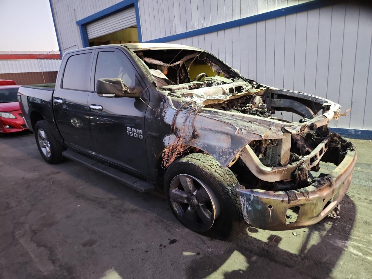 Ram 1500 Slt Image 3