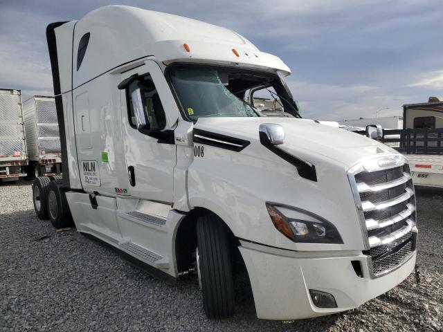  Salvage Freightliner Cascadia 1