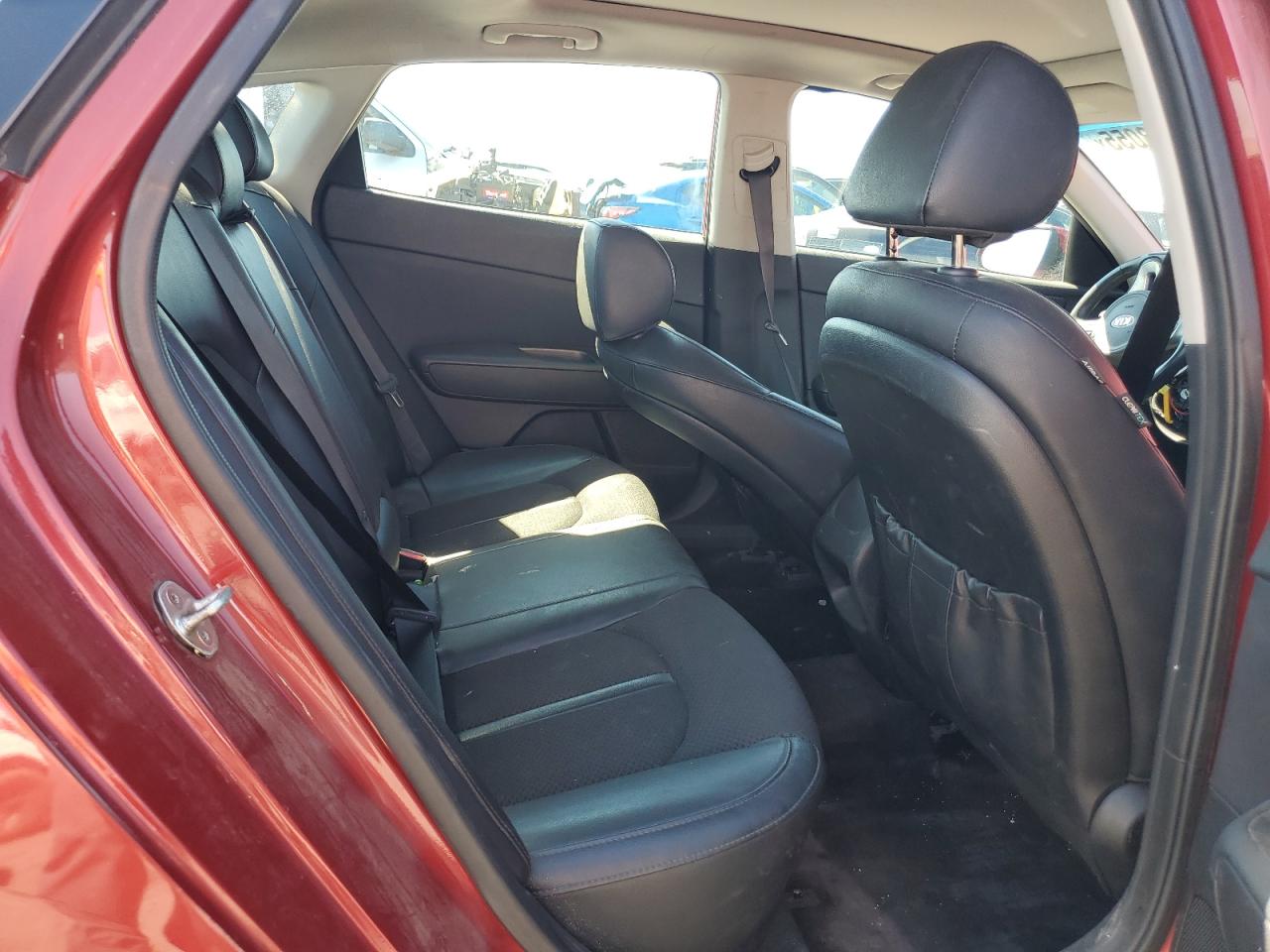 Kia Optima Lx Image 4