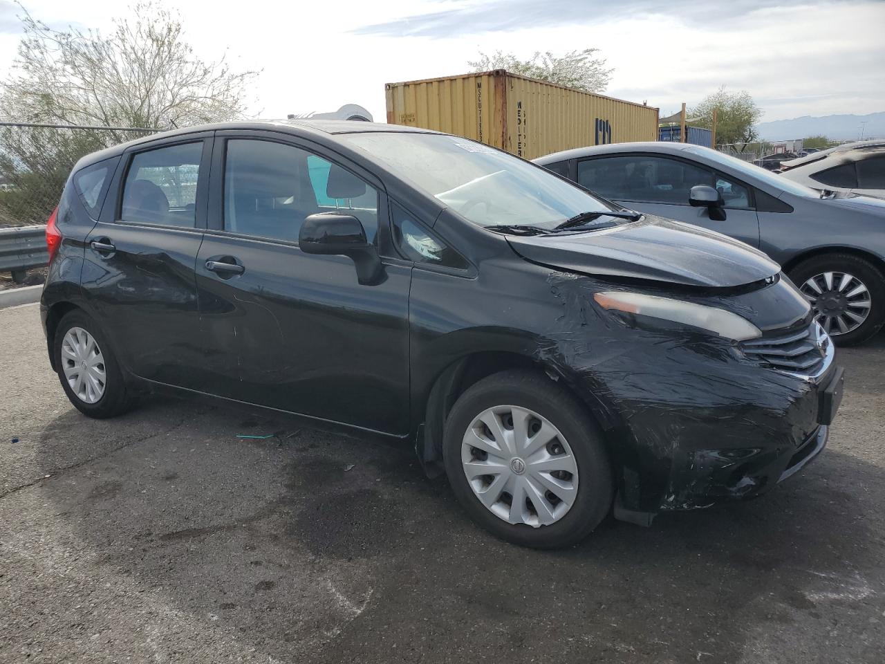 Nissan Versa S Image 3