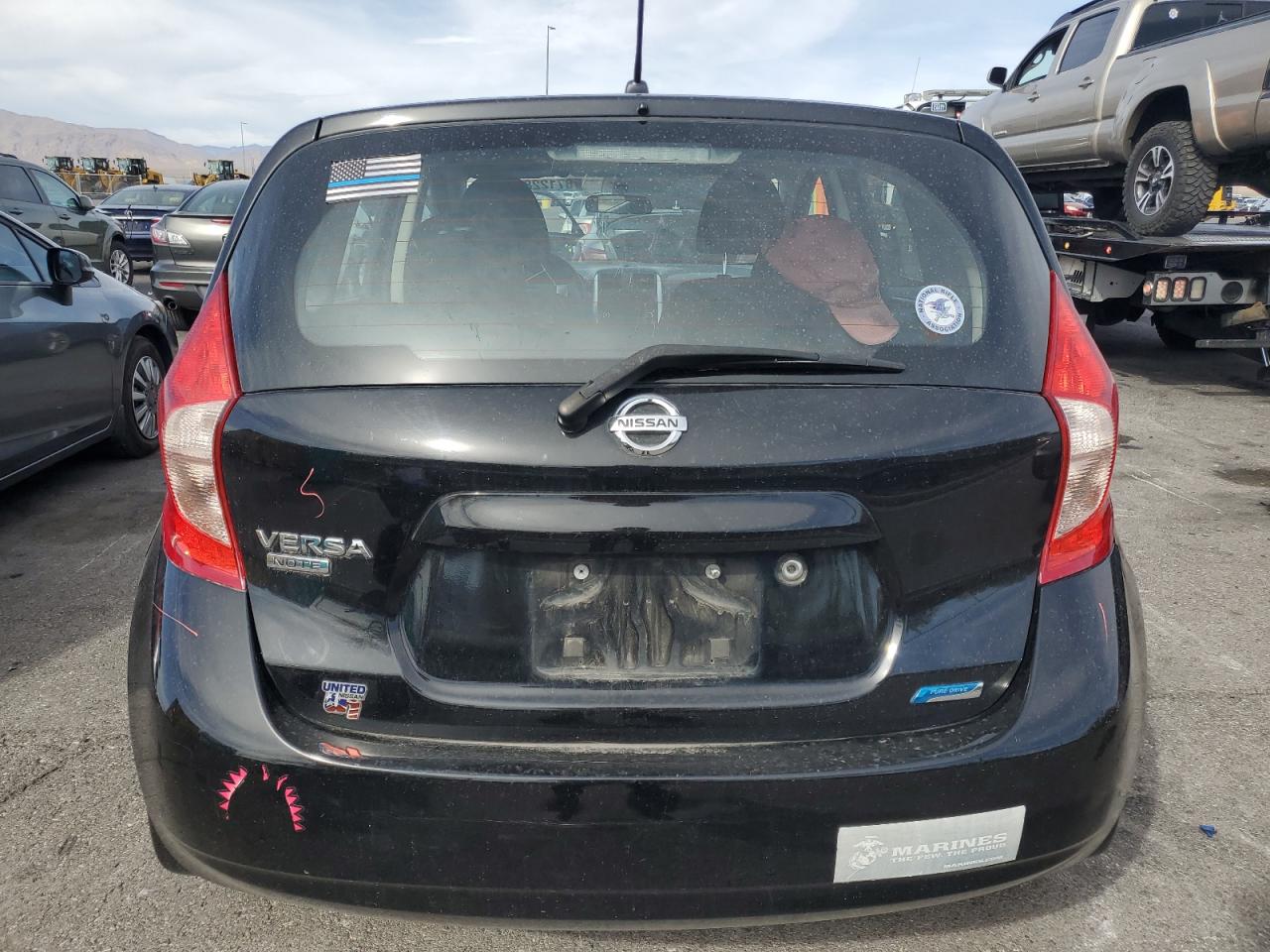Nissan Versa S Image 11