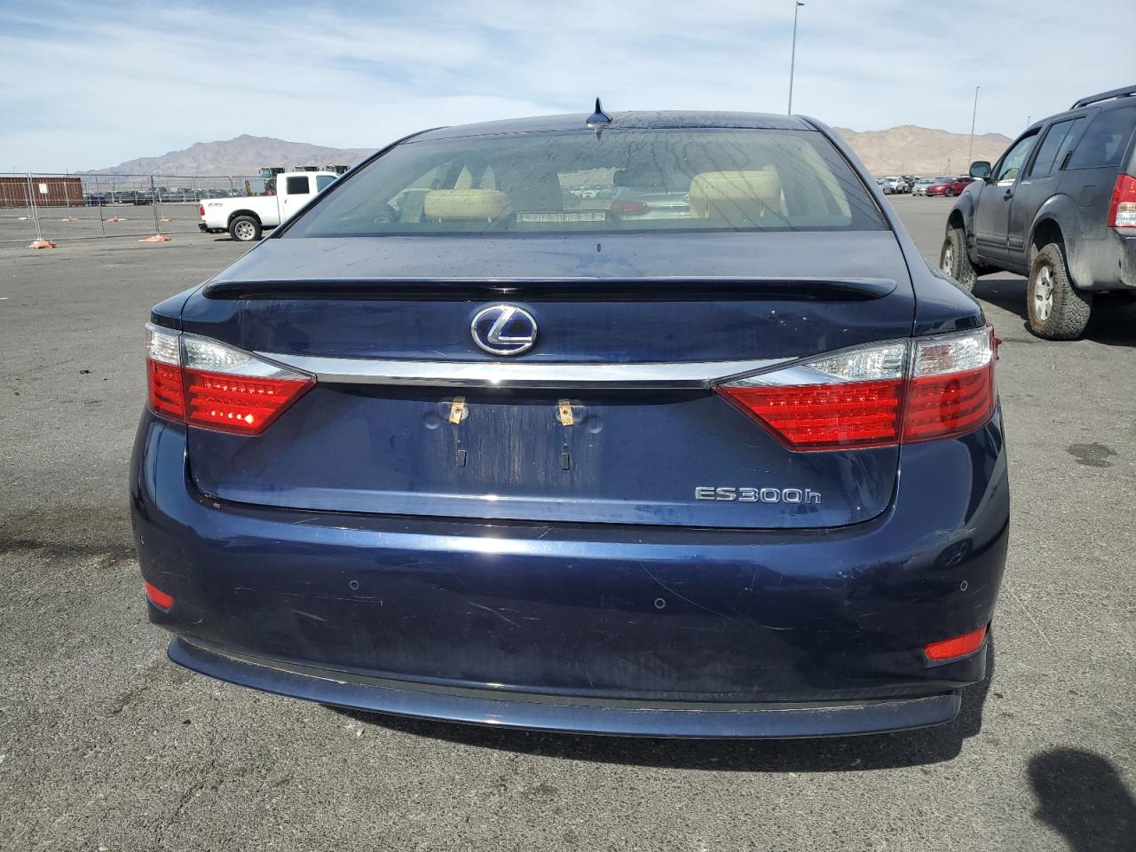 Lexus Es 300h Image 5