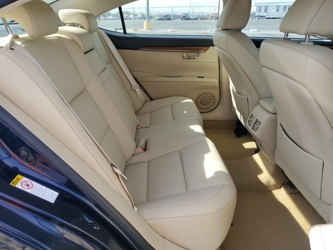 Lexus Es 300h Image 9