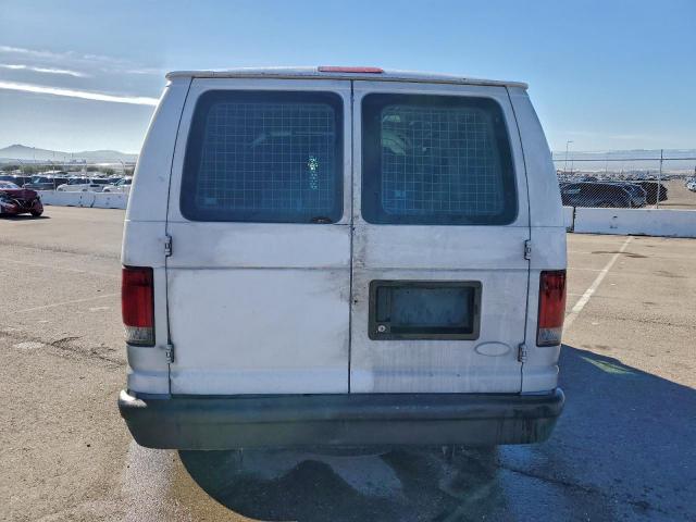 Ford Econoline E150 Van Image 5