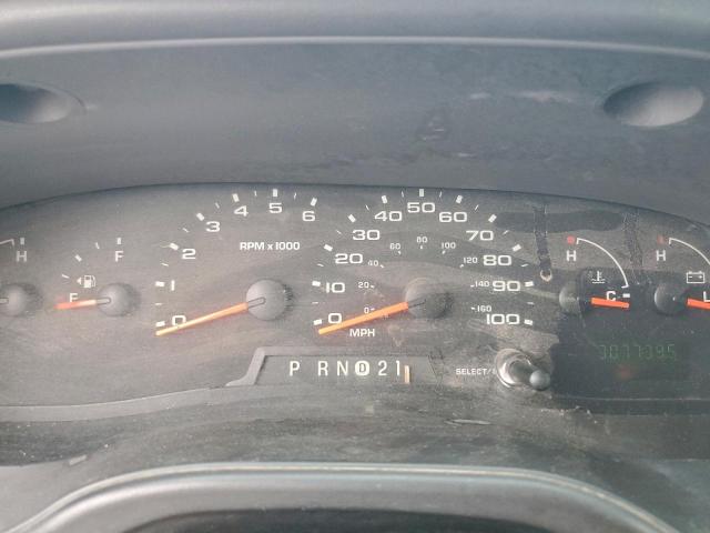 Ford Econoline E150 Van Image 9