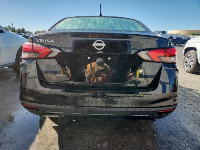 Nissan Versa S Image 5