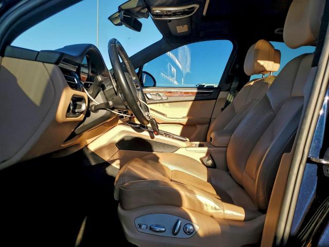 Porsche Macan Image 3