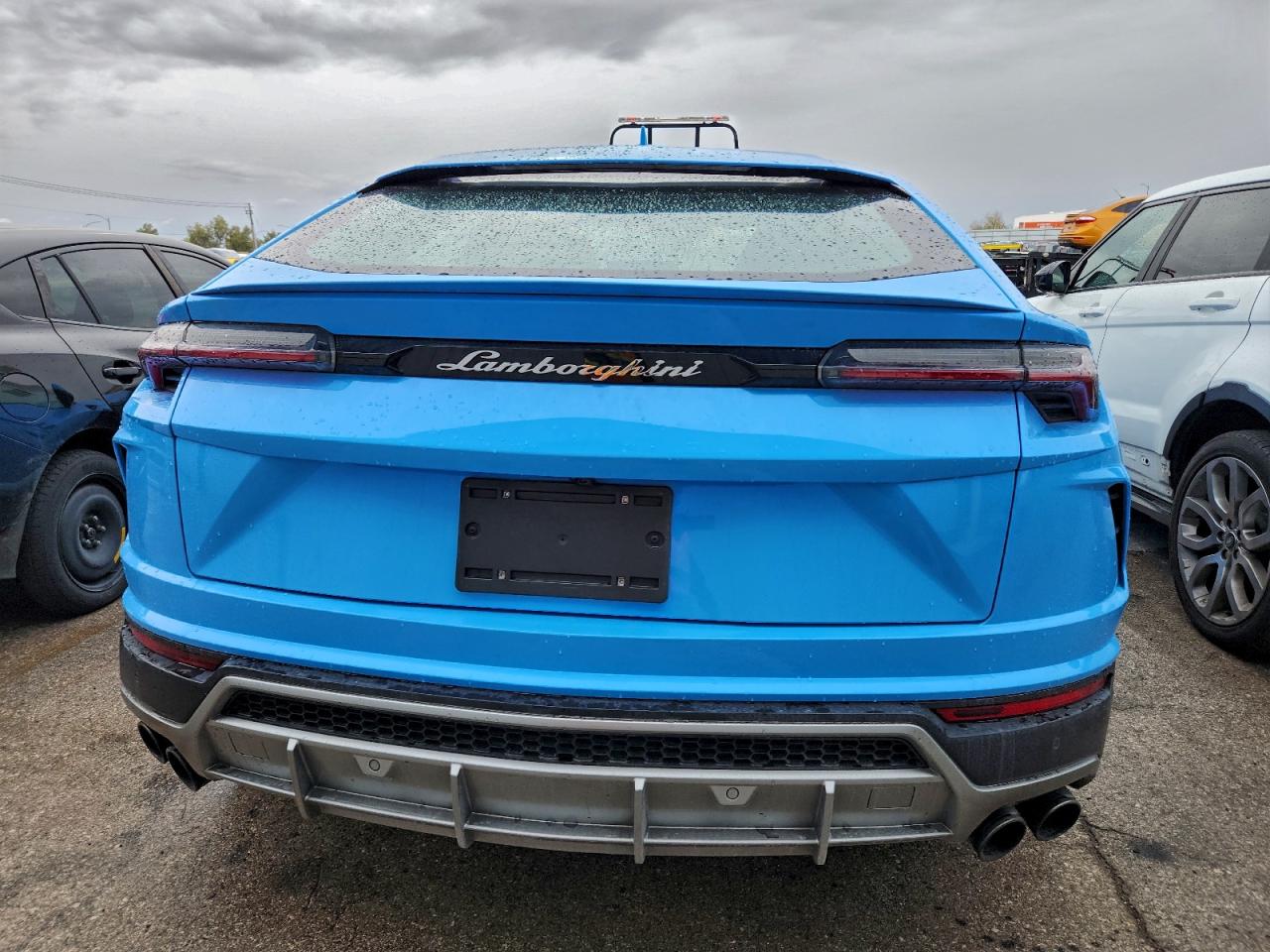 Lamborghini Urus Image 6