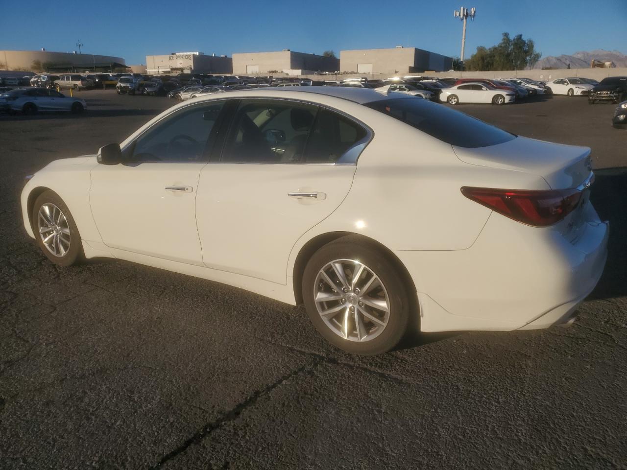 INFINITI Q50 Pure Image 2