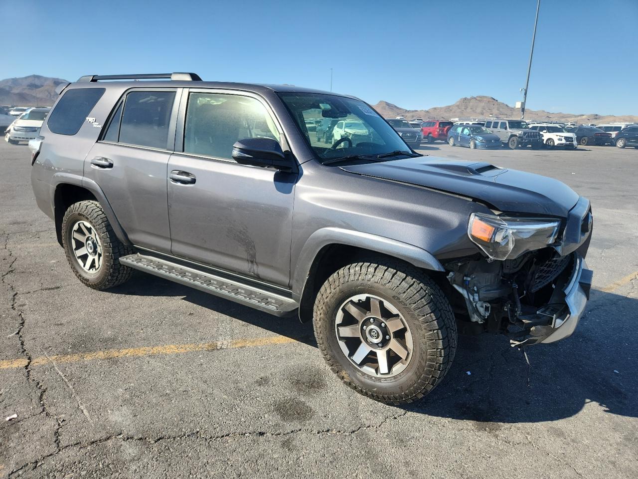 Toyota 4Runner Sr5 Premium Image 2