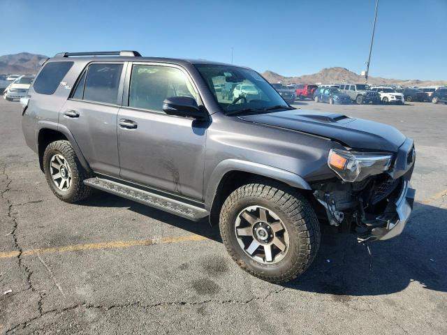 Toyota 4Runner Sr5 Premium Image 2
