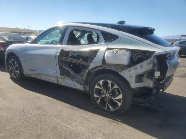 Ford Mustang Premium Image 2