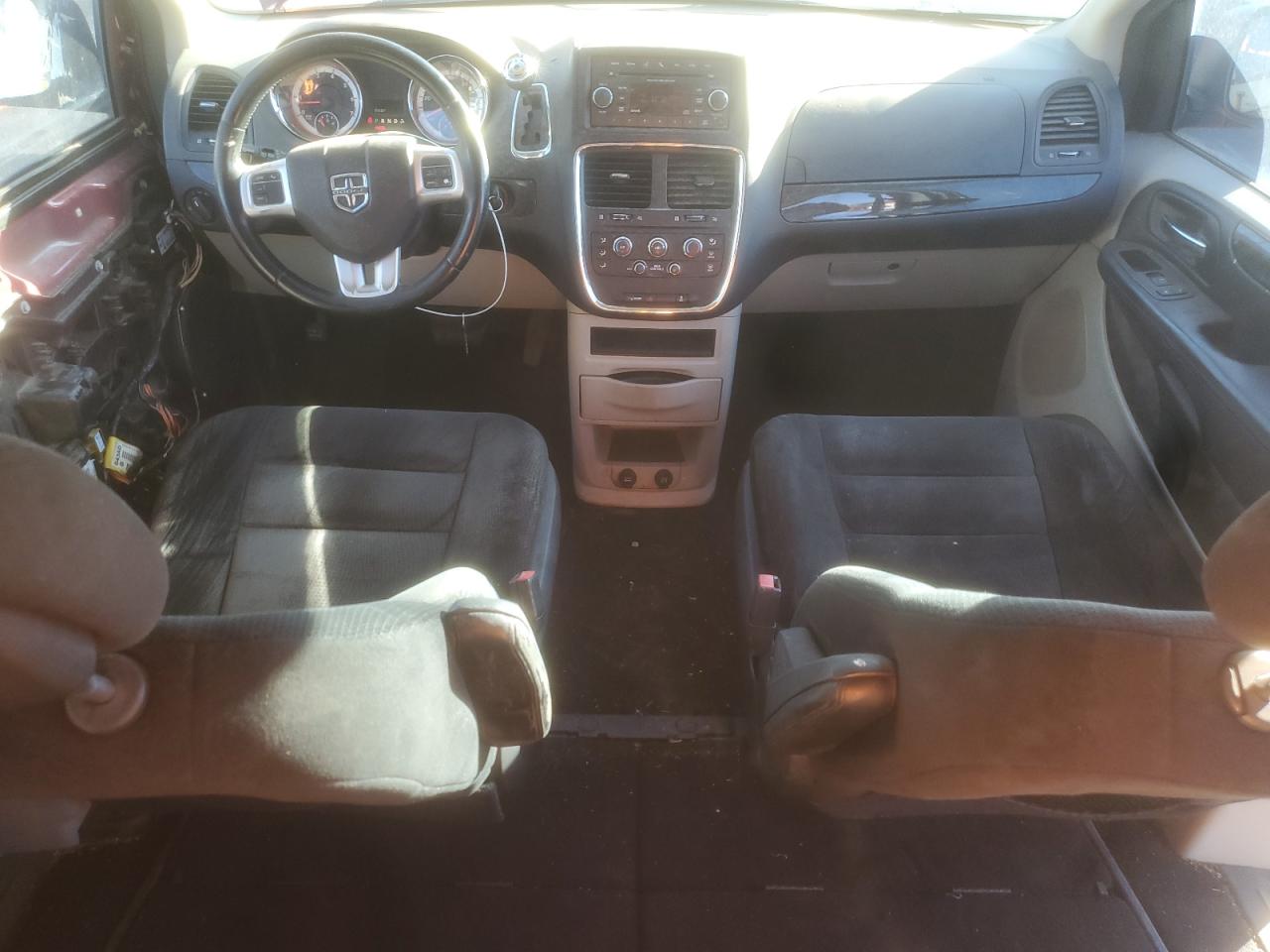 Dodge Caravan Se Image 10