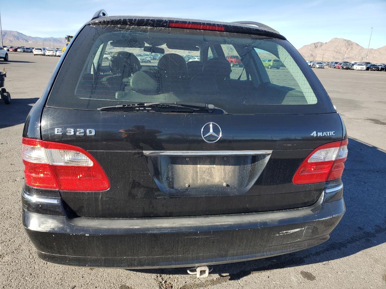 Mercedes-Benz E-Class 320 4matic Image 9