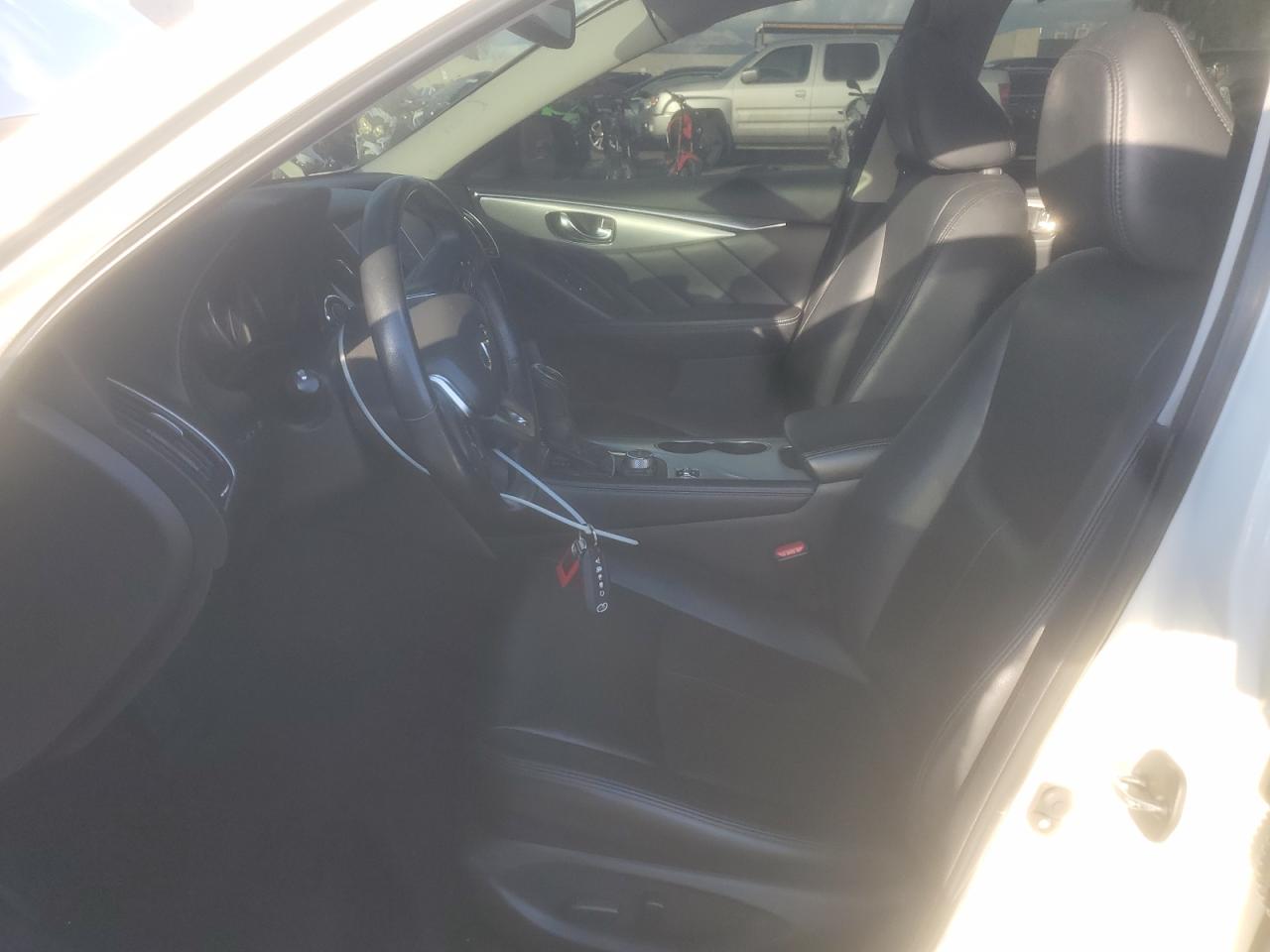 INFINITI Q50 Luxe Image 10