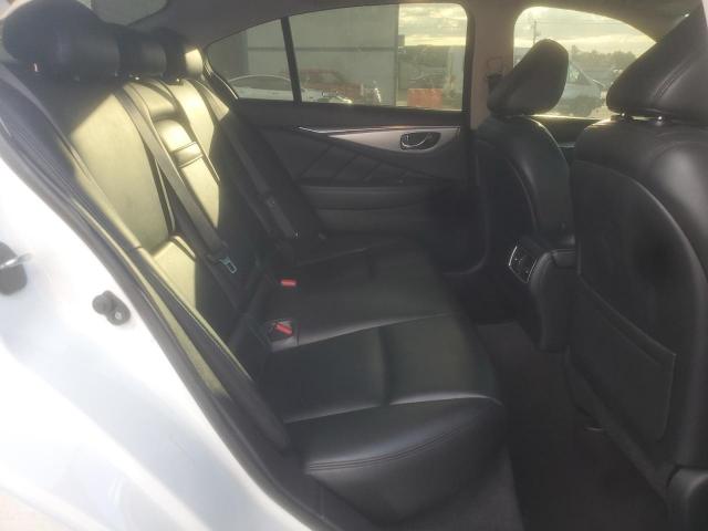 INFINITI Q50 Luxe Image 2