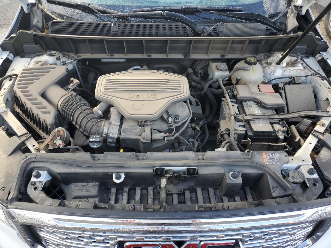 GMC Acadia Denali Image 11