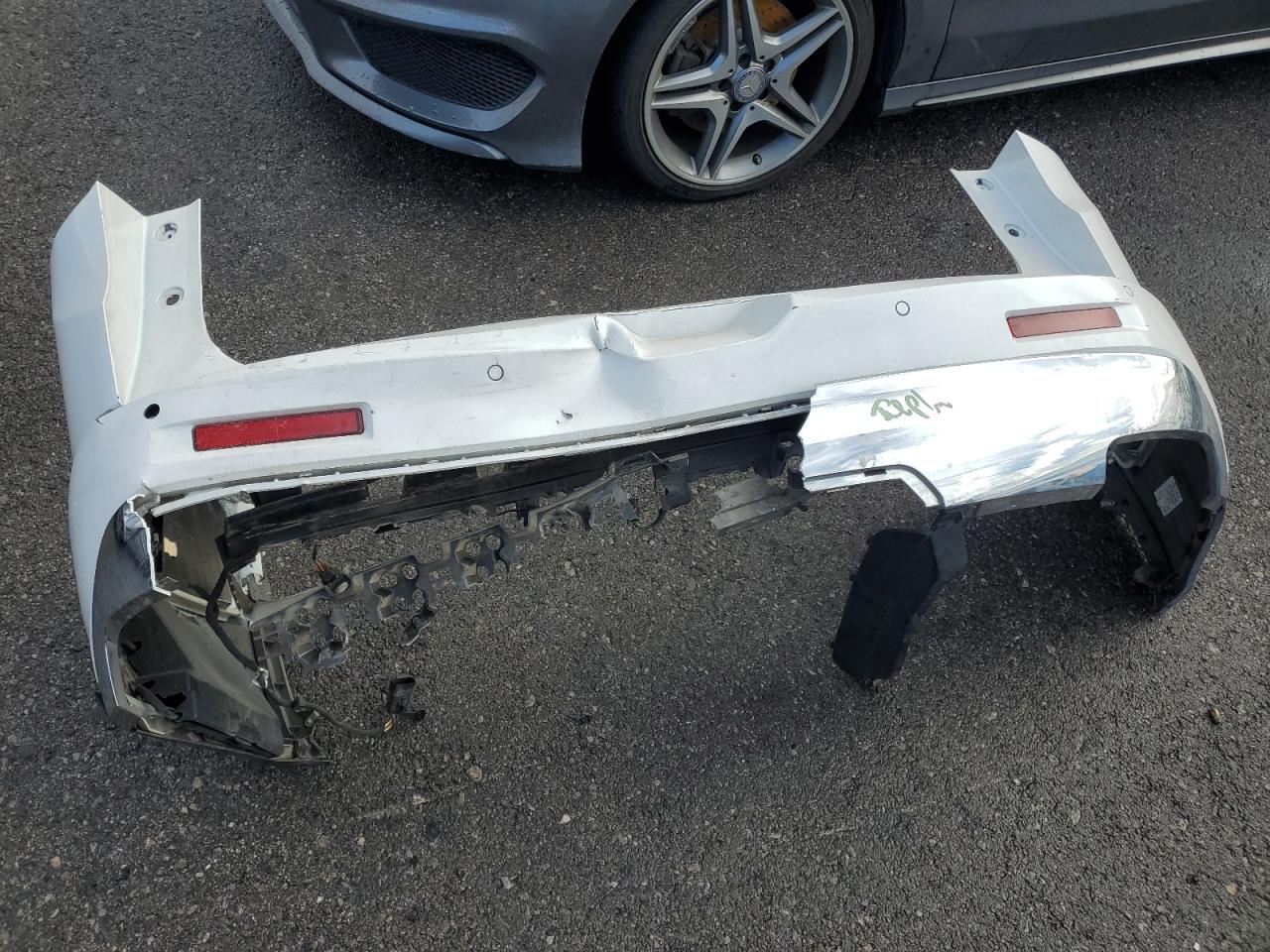 GMC Acadia Denali Image 10