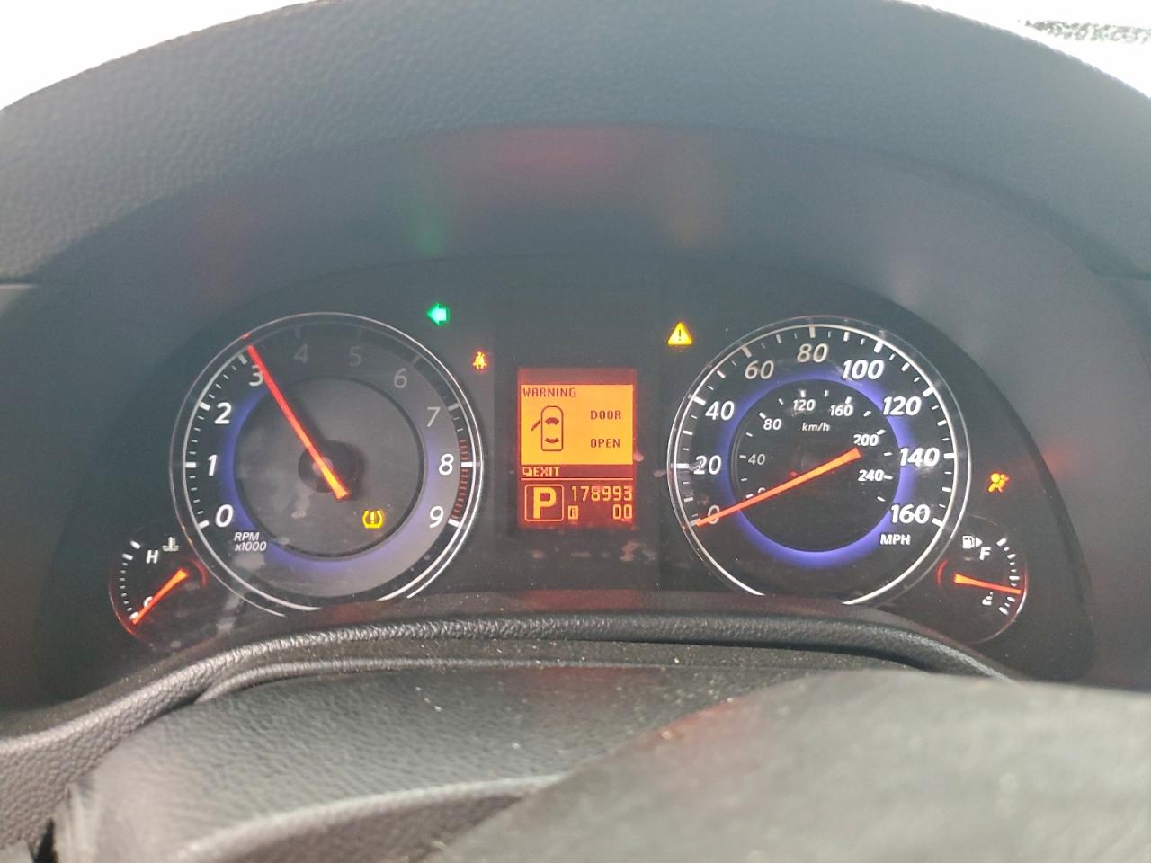 INFINITI G35 Image 11