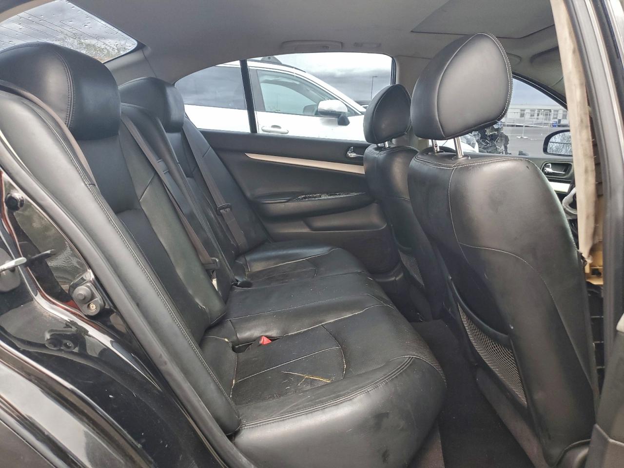 INFINITI G35 Image 8