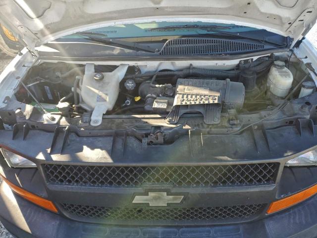 Chevrolet Express Image 11