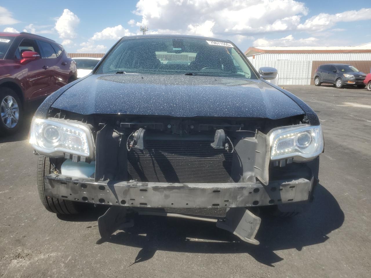 Chrysler 300 Touring Image 2