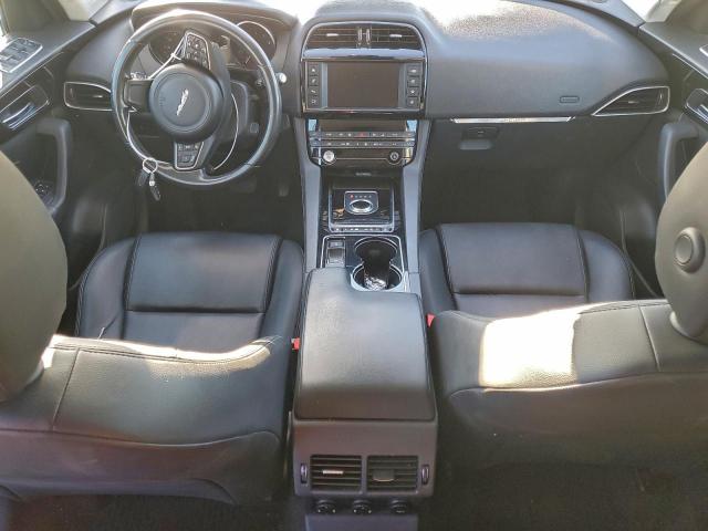 Jaguar F-PACE Premium Image 11