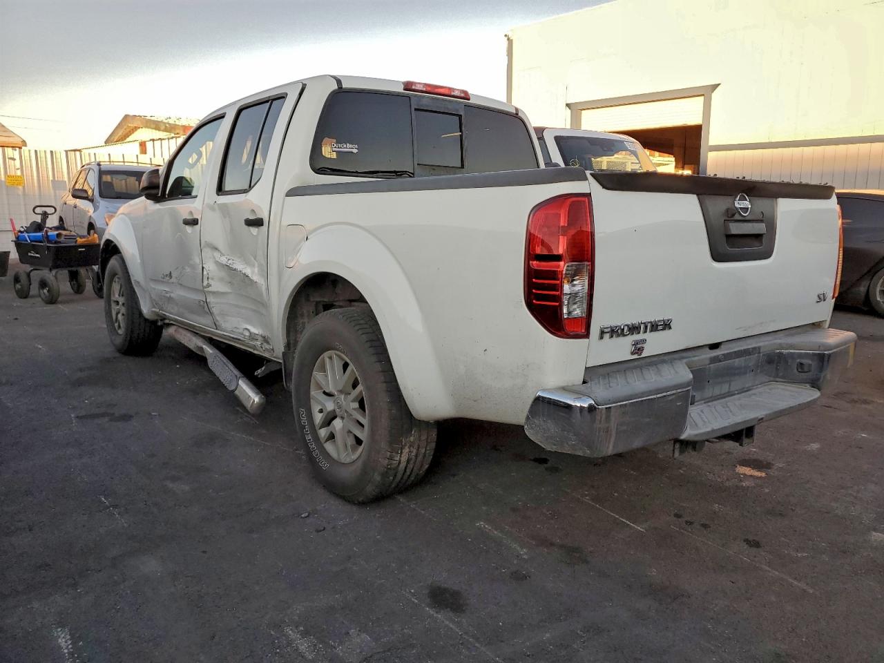 Nissan Frontier S Image 2