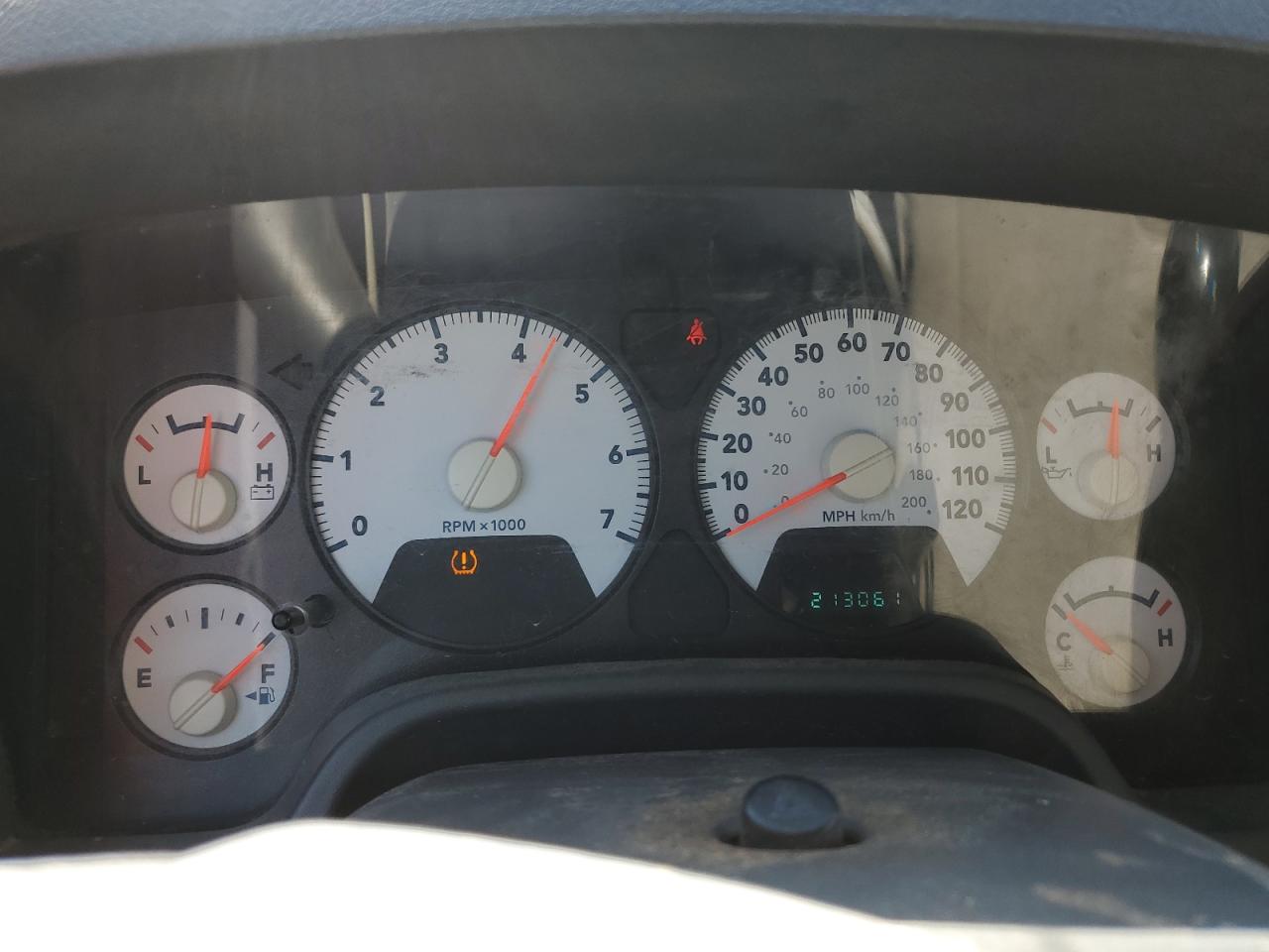 Dodge Ram 1500 St Image 7