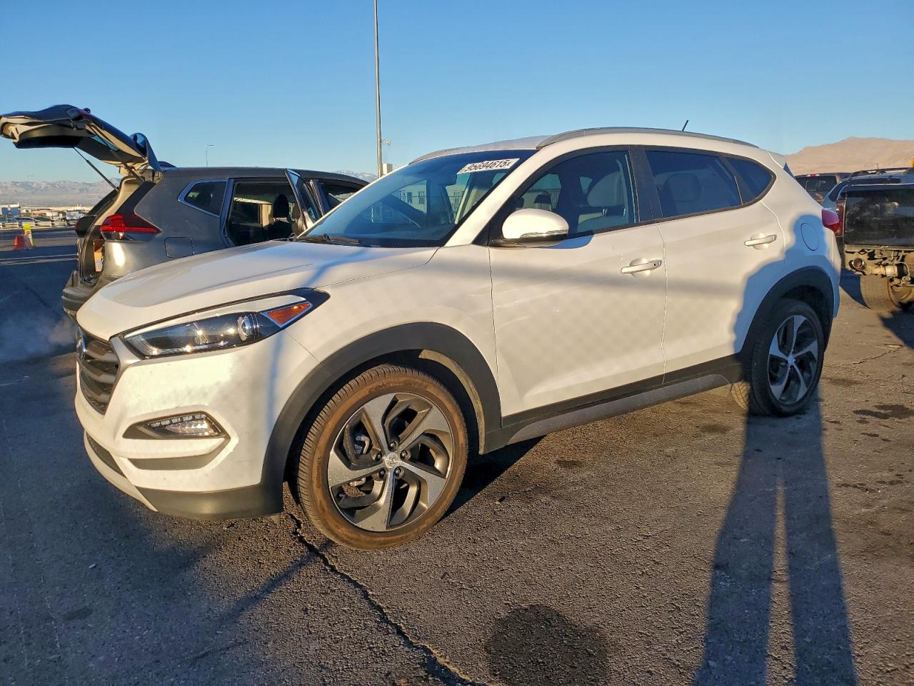 Hyundai TUCSON Limited Image 1
