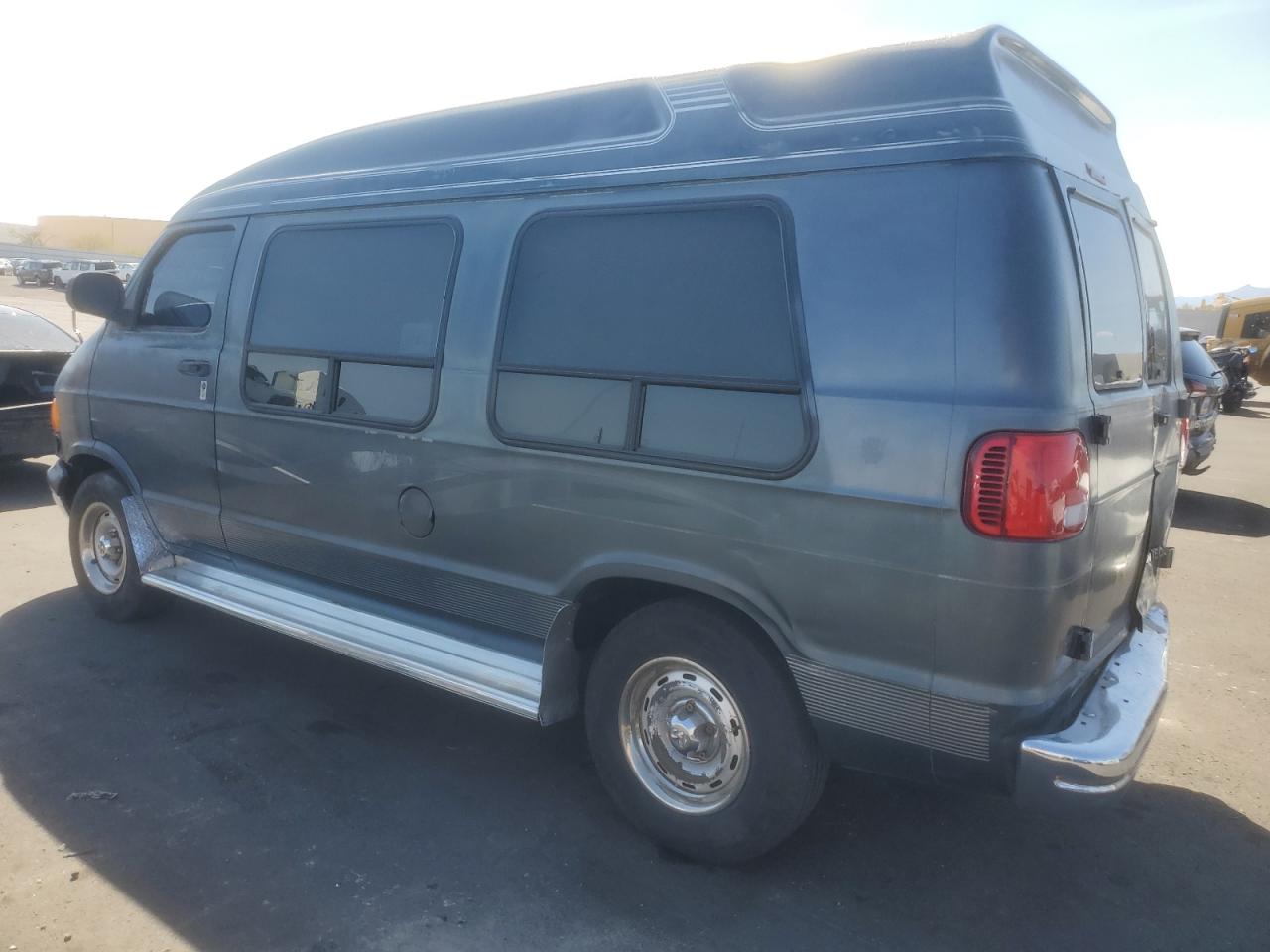 Dodge B Series B1500 Image 2