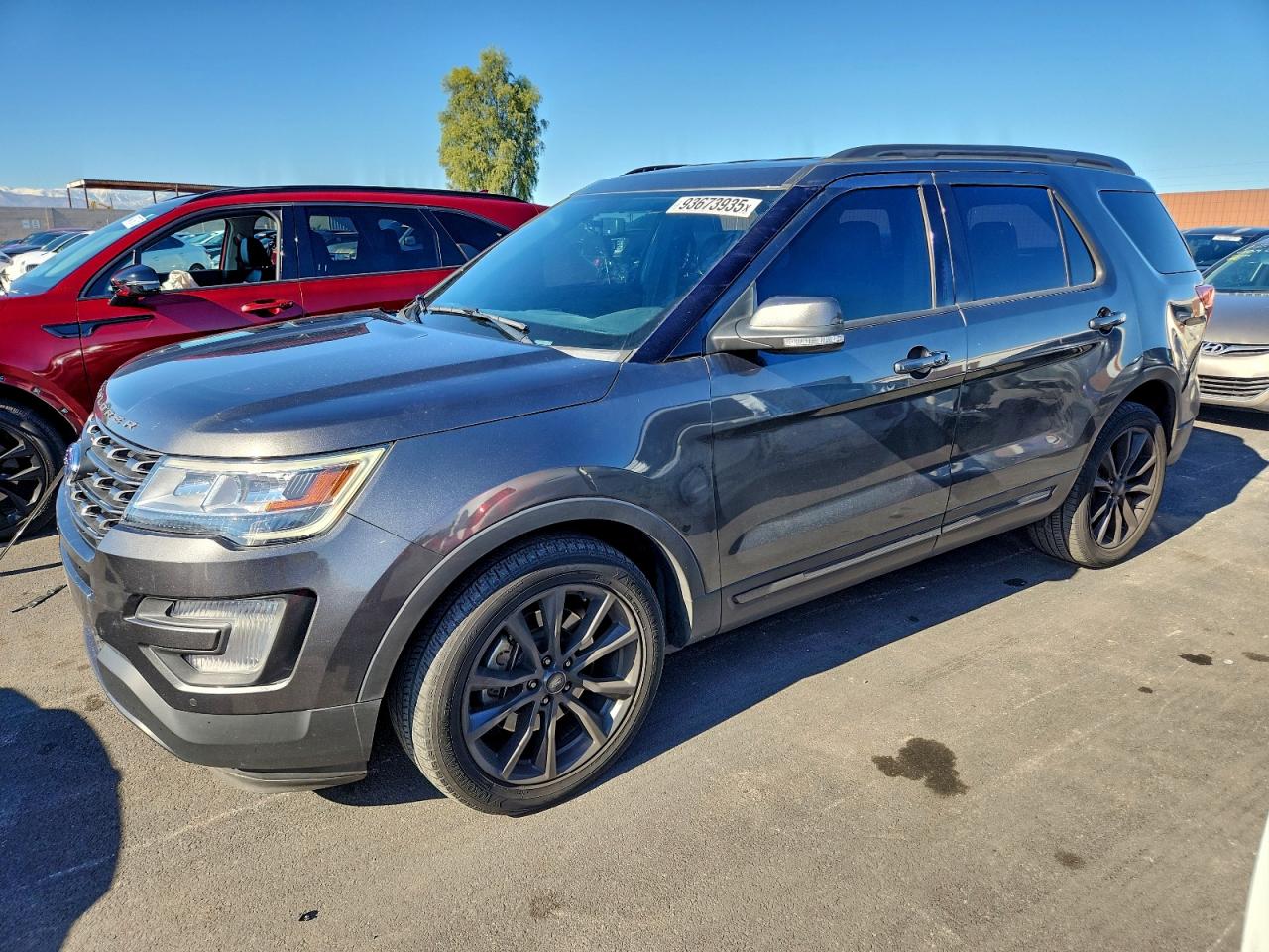 Ford Explorer Xlt Image 1