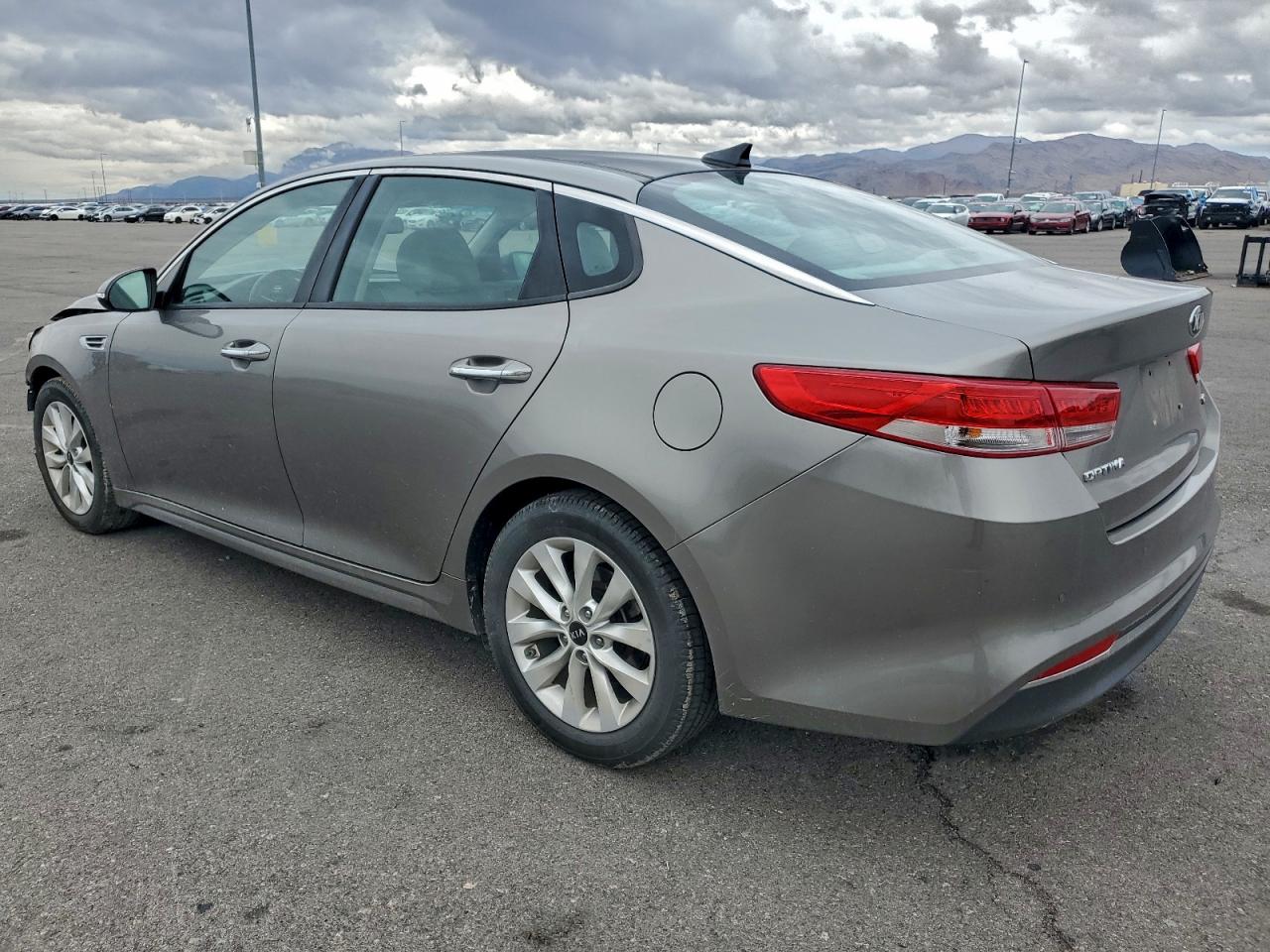 Kia Optima Ex Image 3