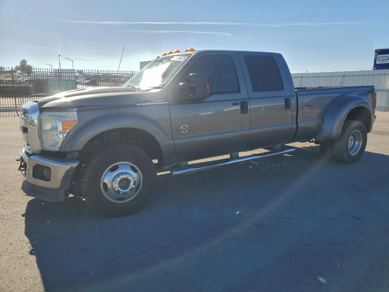 Ford F-350 Super Duty Image 1