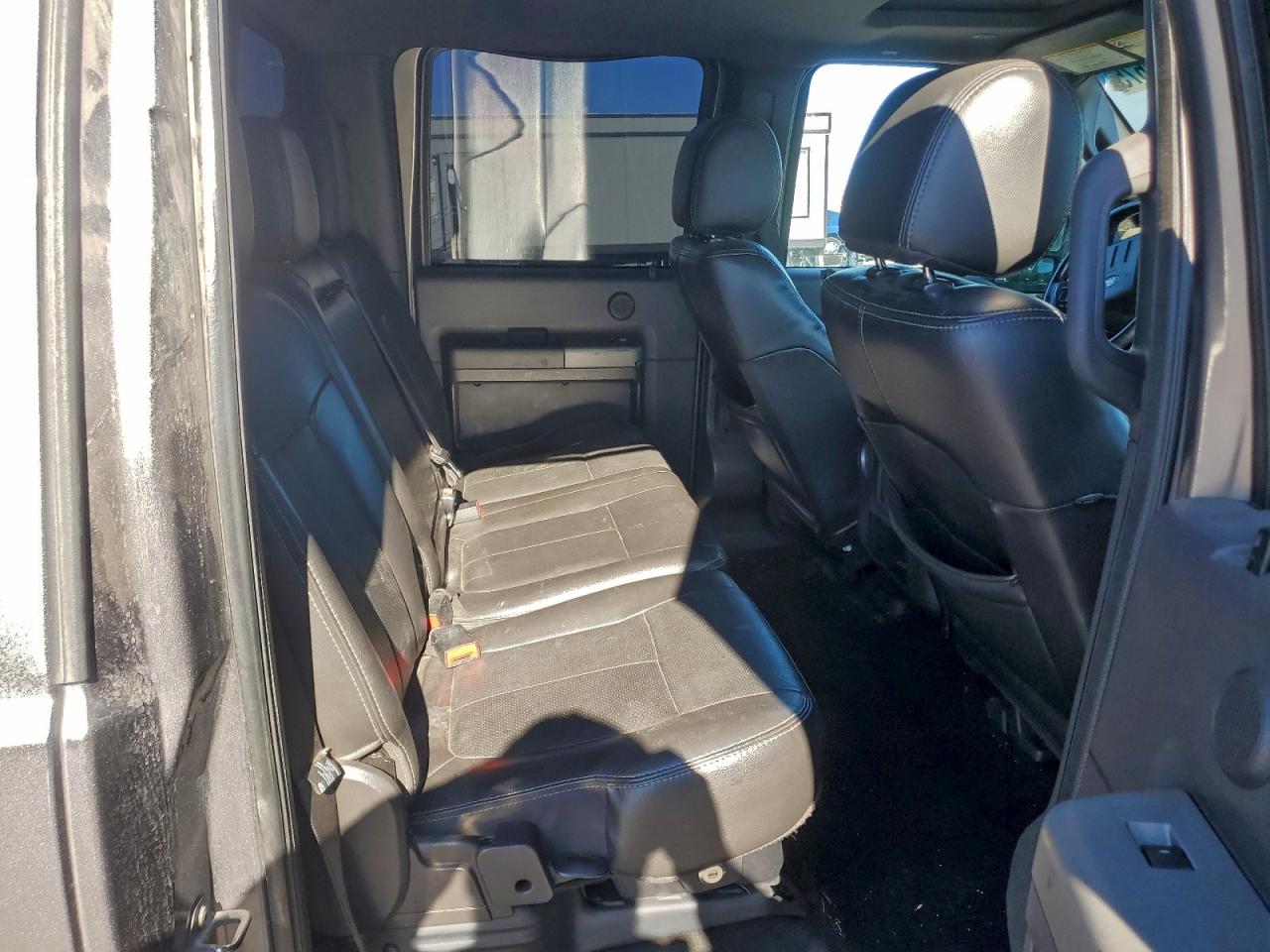 Ford F-350 Super Duty Image 8