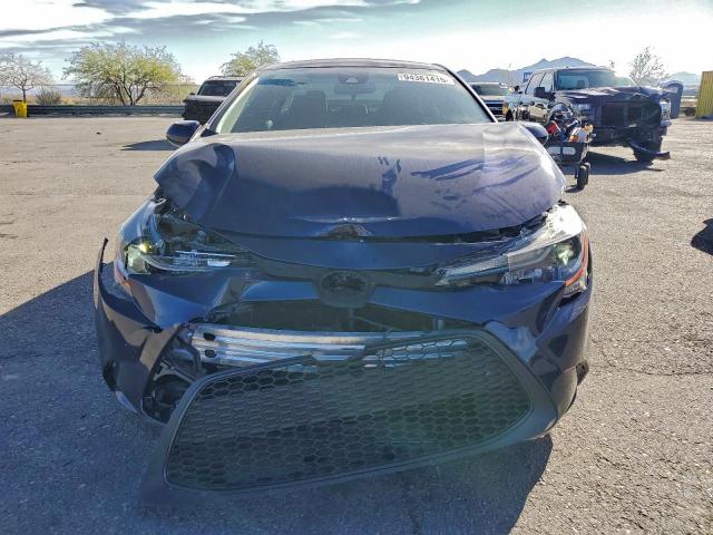 Toyota Corolla Le Image 5