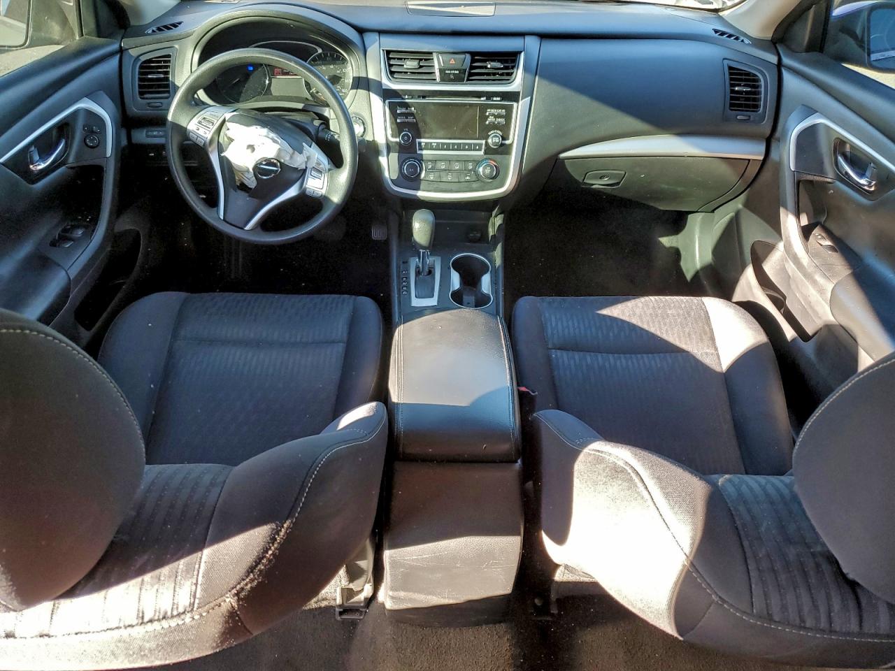 Nissan Altima 2.5 Image 12