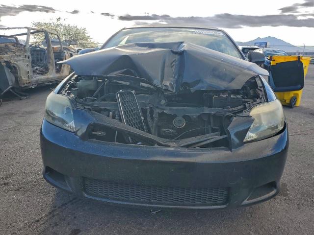 Toyota Scion Image 11