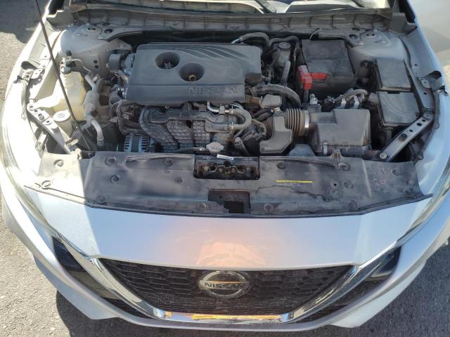 Nissan Altima S Image 11