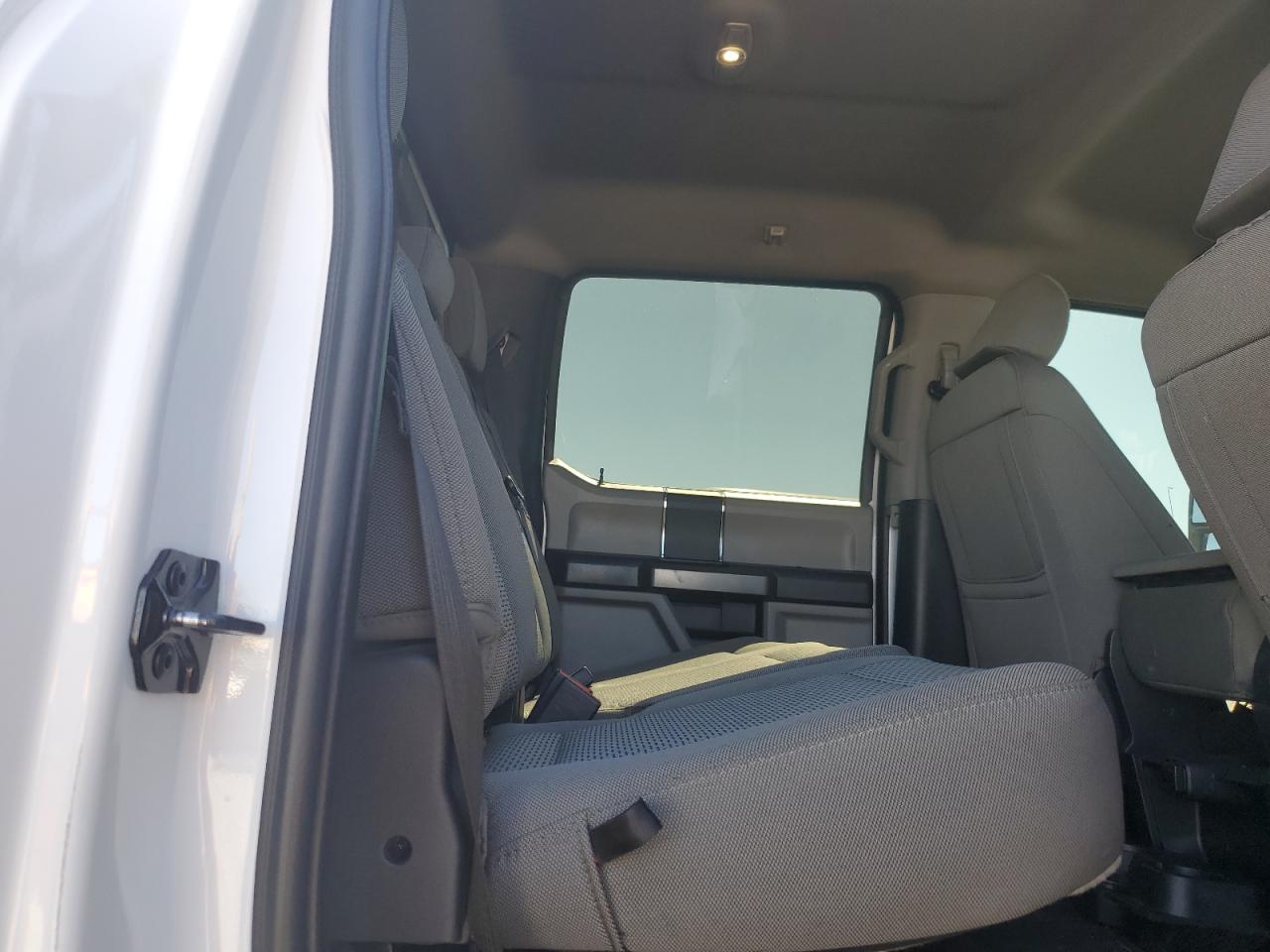 Ford F-250 Super Duty Image 8