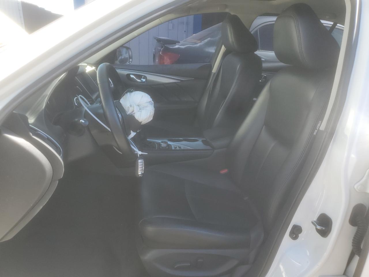 INFINITI Q50 Luxe Image 12