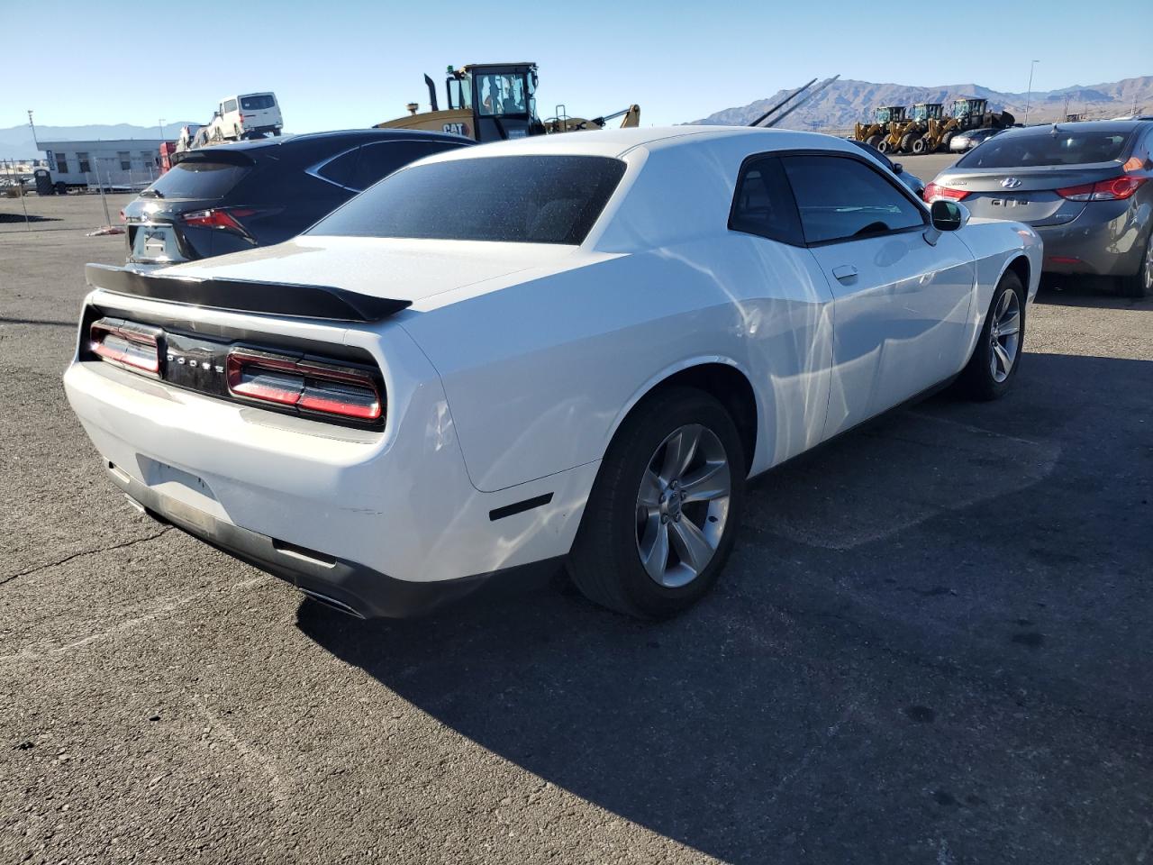 Dodge Challenger Sxt Image 3
