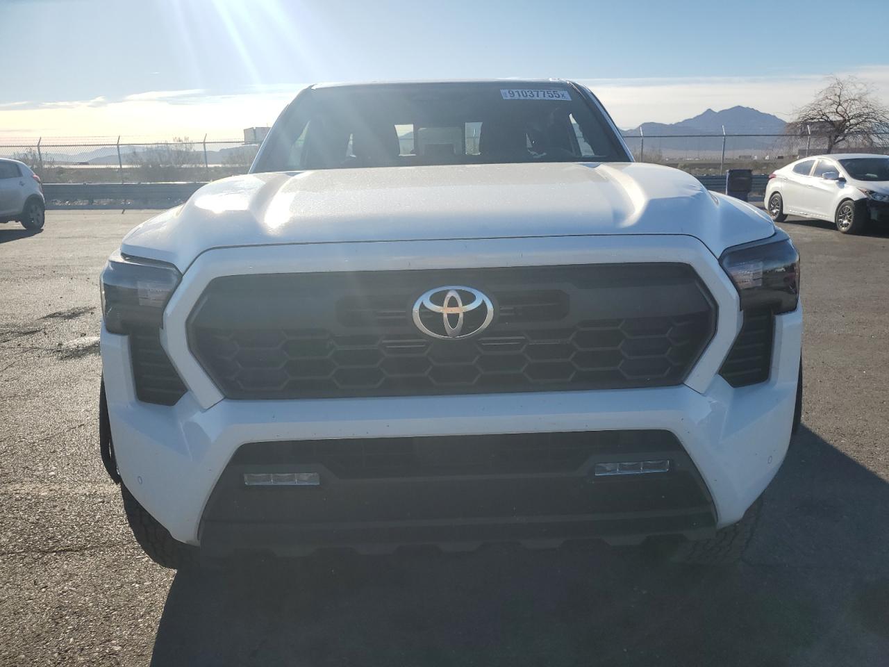 Toyota Tacoma Double Cab Image 4