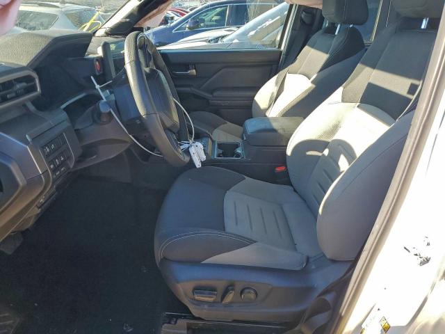 Toyota Tacoma Double Cab Image 8