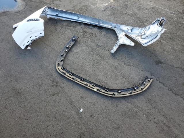 GMC Sierra C1500 Elevation Image 13