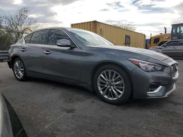 INFINITI Q50 Luxe Image 2