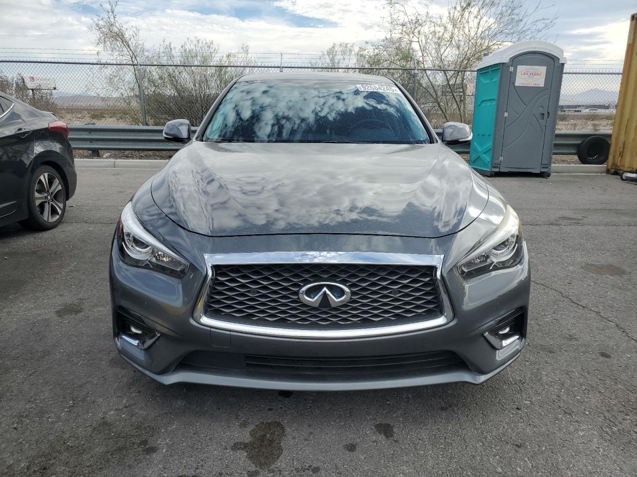 INFINITI Q50 Luxe Image 3