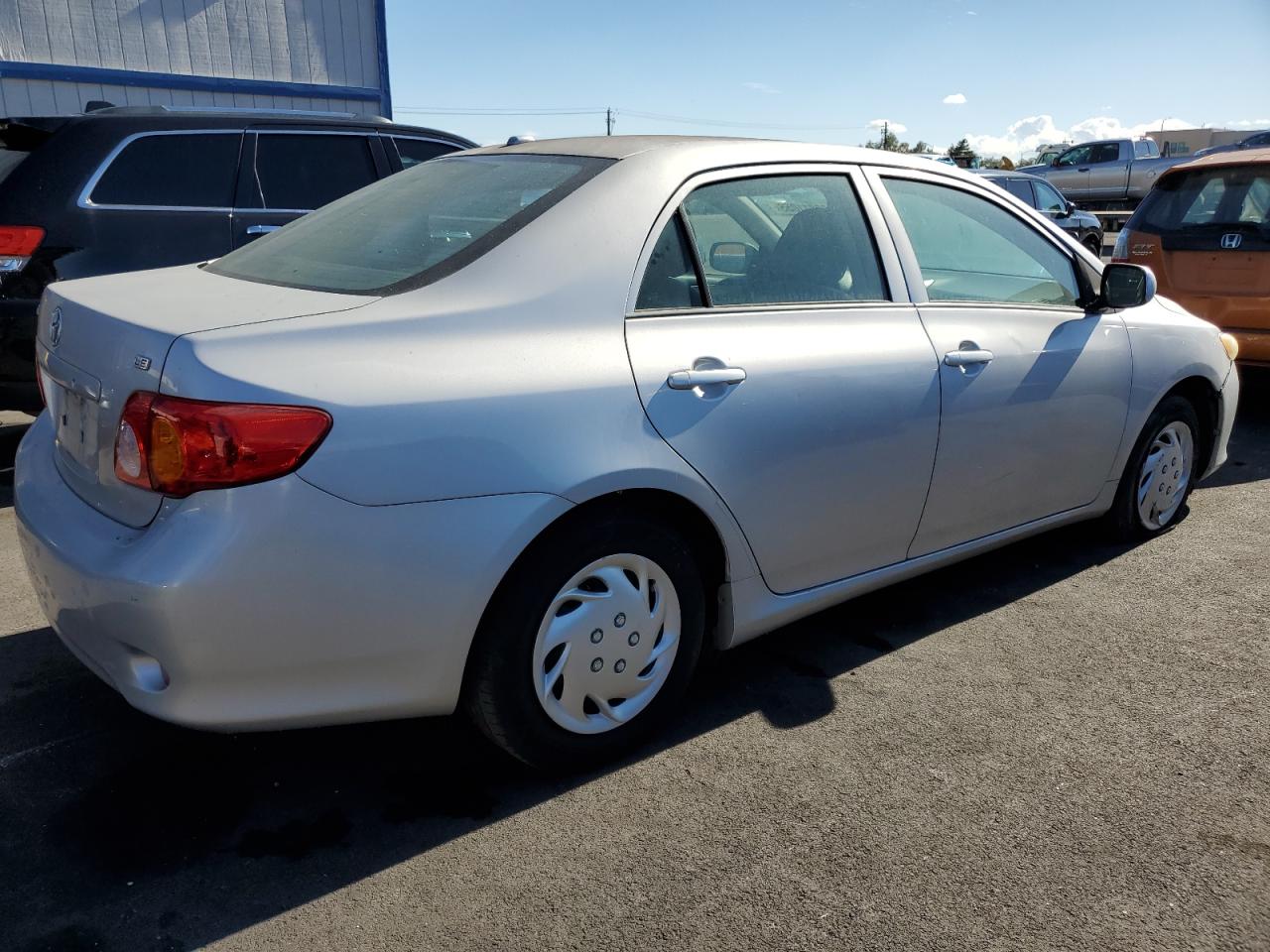 Toyota Corolla Base Image 7