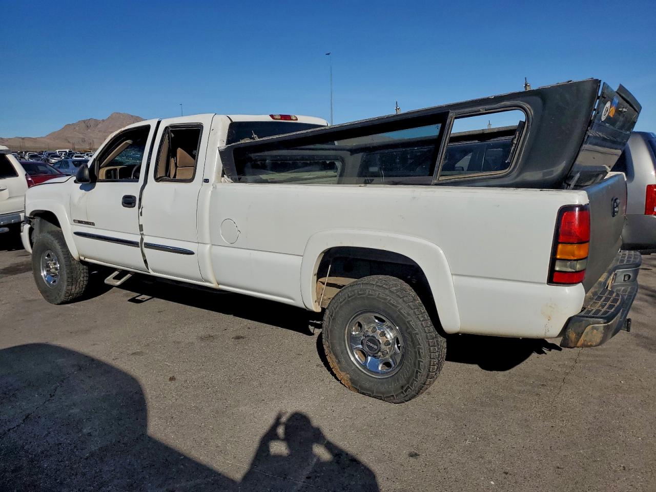 GMC Sierra C2500 Heavy Duty Image 9